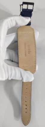 Guess-W0054L3-Japan-Movement-Ladies-Wristwatch-4.jpeg