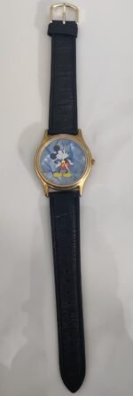 Lorus-Disney-V500-7A30-Wristwatch-5.jpeg