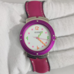 Vintage-Guess-Japan-Movement-Ladies-Wristwatch-1994.png
