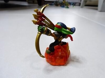 Flameslinger-character-figure-from-the-Skylanders-video-game-series.