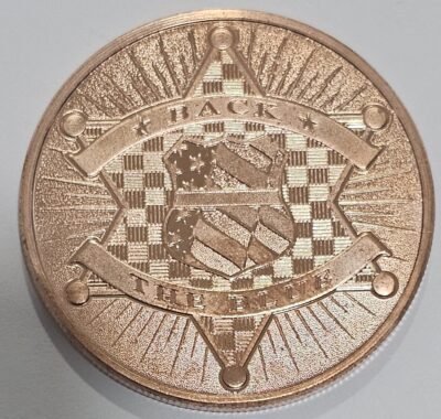 1 oz .999 fine copper round or medallion featuring a "Back the Blue" law enforcement and police theme
